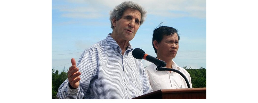 Kerry_Vietnam.jpg